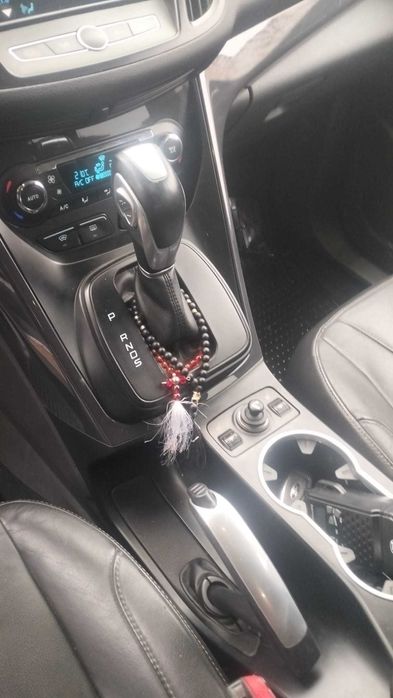 Vând Ford Kuga Poweshift Titanium automată