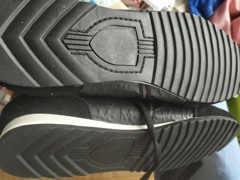 Мъжки спортни обувки 46 номер