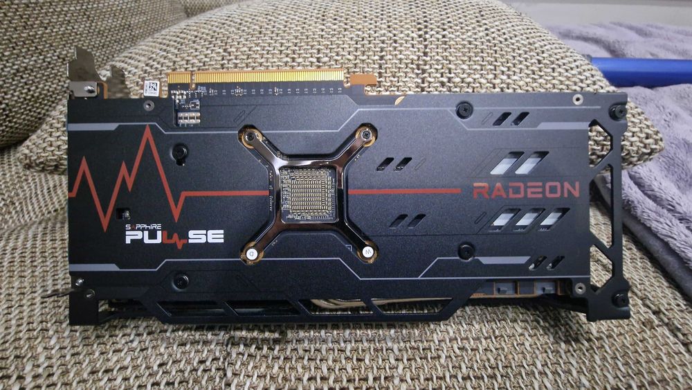 Видеокарта AMD Radeon Gaming X RX 6700 XT