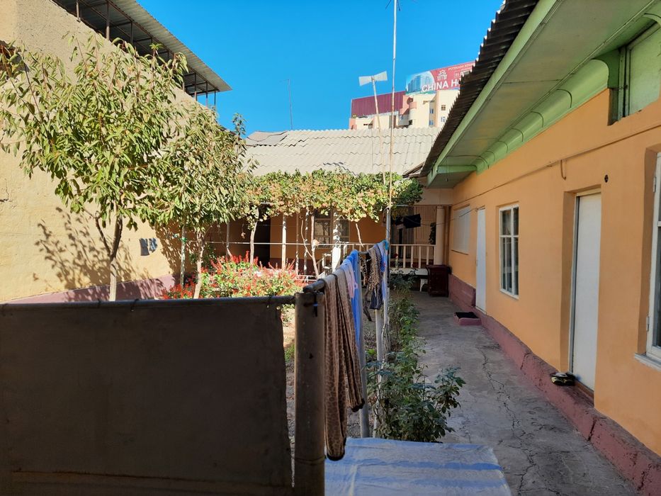 uy sotiladi 5 sotix kelishamz