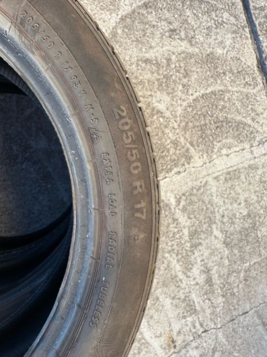 Зимни гуми Continental 205/50/17