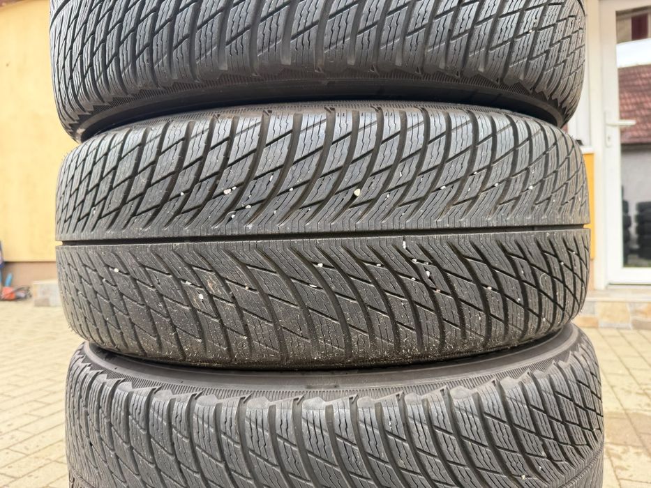 Anvelope 235 55 19 Michelin Alpin 5