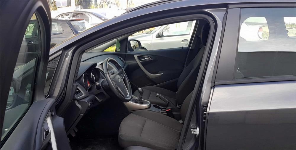 OPEL Astra 2011 — imagine 6