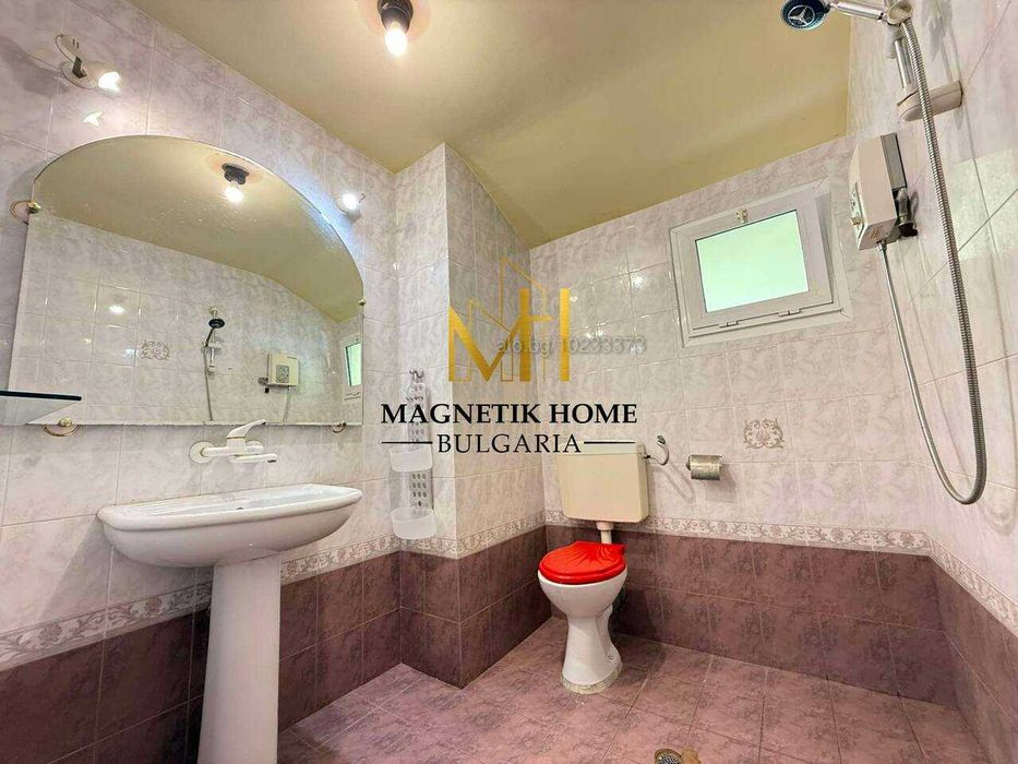 Дава се под наем Четиристаен апартамент в Бургас, Възраждане - 106 кв.м за 510 € - Снимка #1