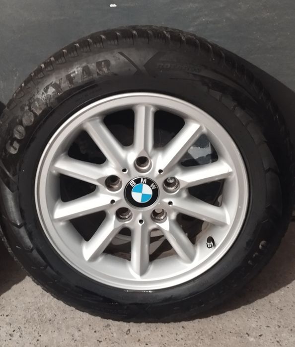 Продам Колеса , диски BMW + резинак Goodyear