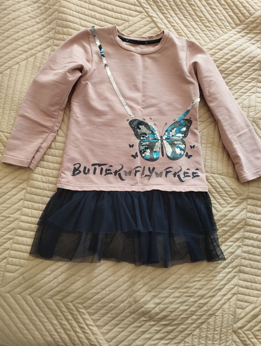 Продам платье для девочки