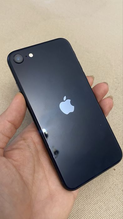 Iphone SE 3 2022 64 gb 100% baterie, fara defecte