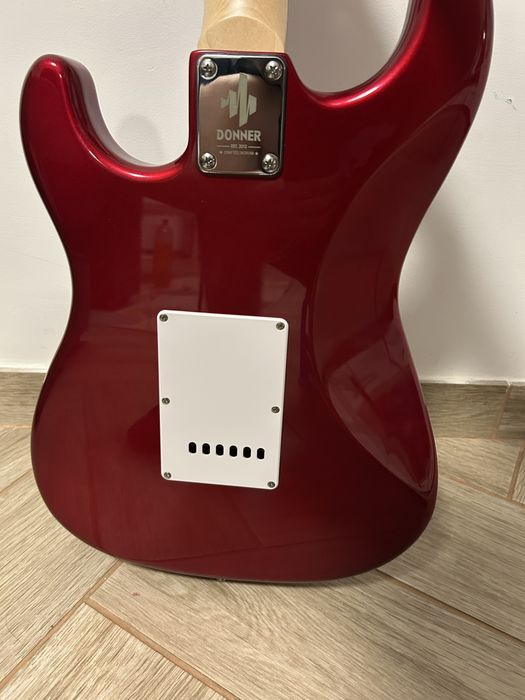 Chitara electrica Donner Standard series