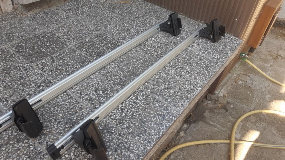 Напречни греди " Thule " за Volvo XC 90 без релинг до 2014г.