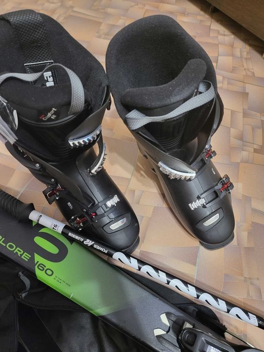 Продам Лыжи новые