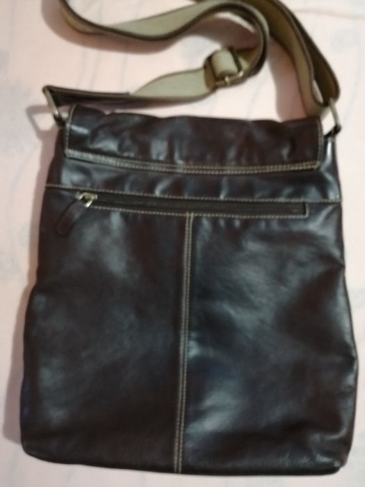 Vand Geanta bărbați 100% piele cu curea pentru umăr multiple cu fermoa