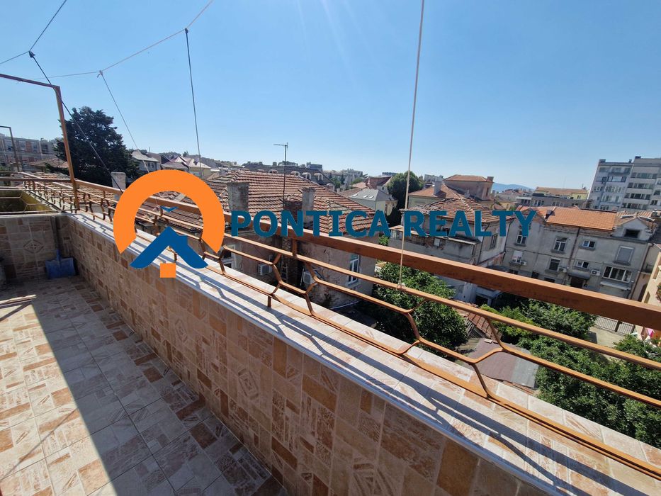 Продава се Тристаен апартамент в Бургас, Център - 60 кв.м за 1105 €/кв.м - Снимка #3