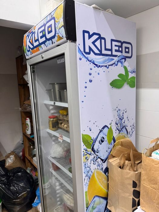 Витринный холодильник