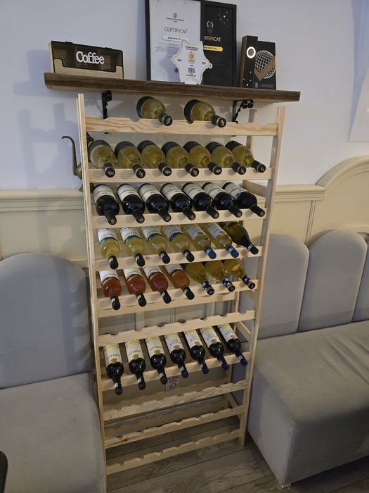 Raft  pentru vin