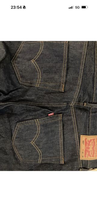 Levis новые джинсы 32/30 размер