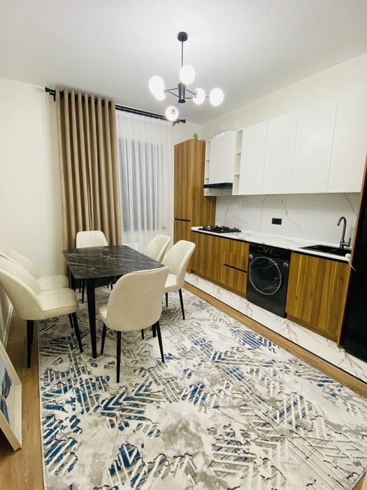 Сдам свою новую 2х ком с полной обстановкой в Урикзар резиденс.