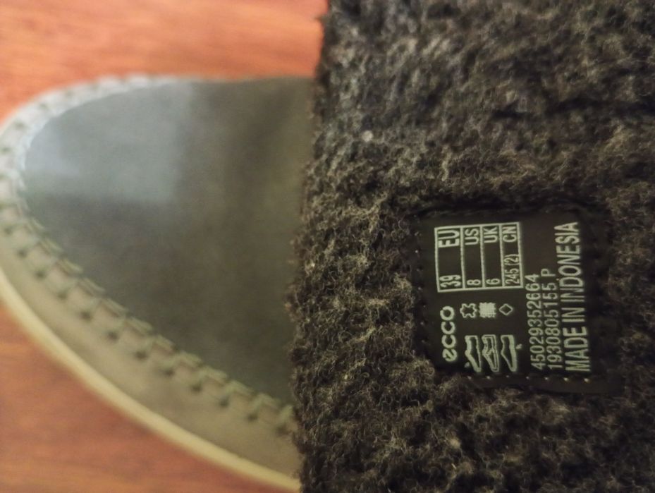 Ghete din piele, cu blana ECCO, marimea 39