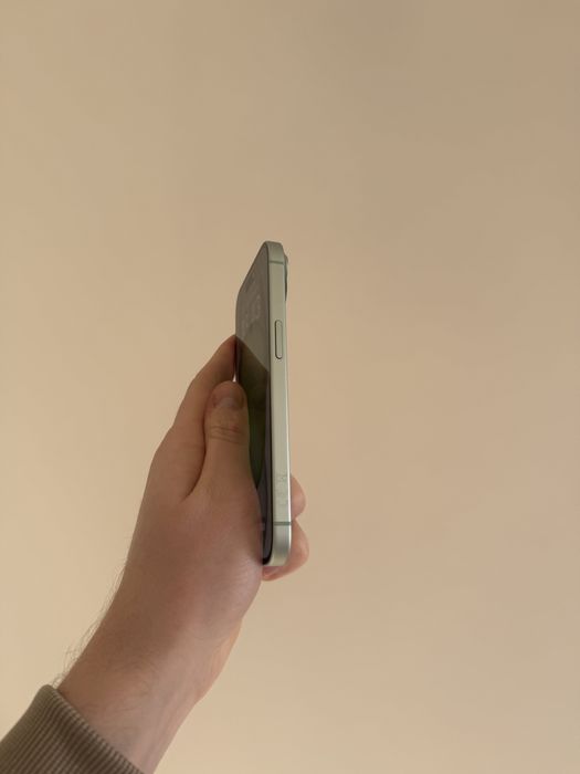 iPhone 15 128gb Green