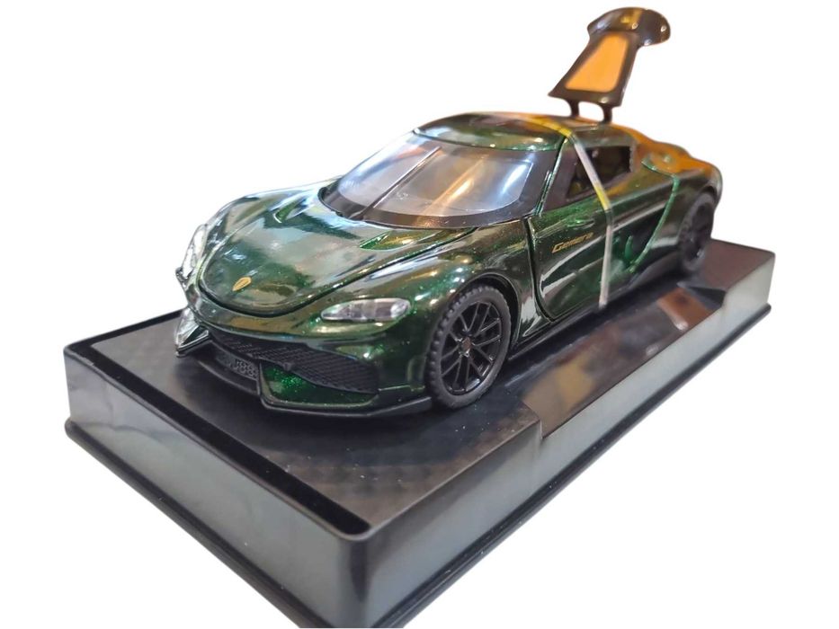 Метални колички: Koenigsegg Gemera 1:32 – умален модел хиперкола