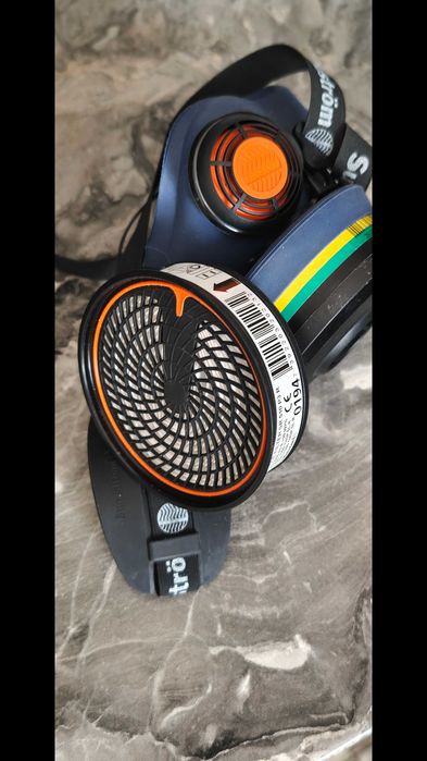 Полумаска SUNSTROM SR100 premium комплект с филтри