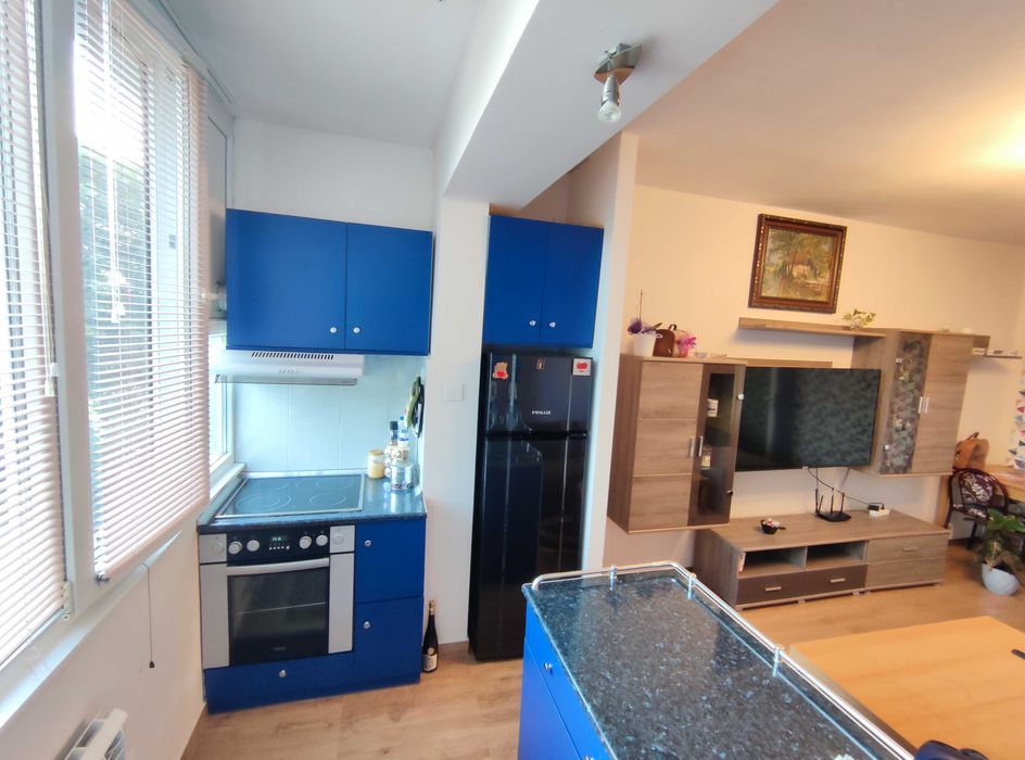 Дава се под наем Тристаен апартамент в София, Свобода - 73 кв.м за 600 € - Снимка #3