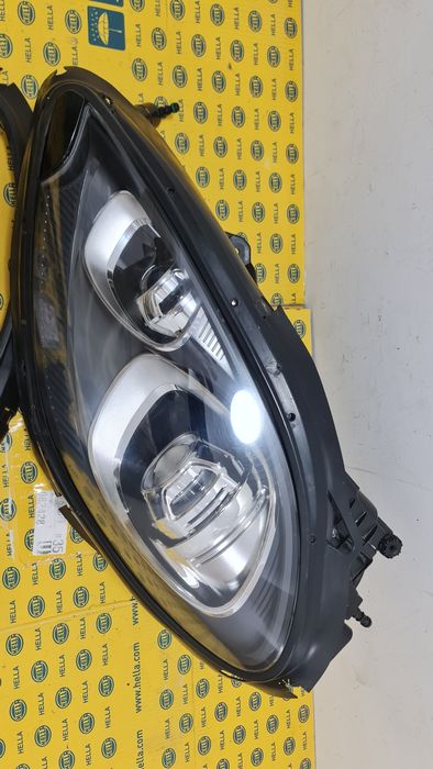 Far xenon adaptiv dinamic Porsche Macan 95b GTS Turbo America