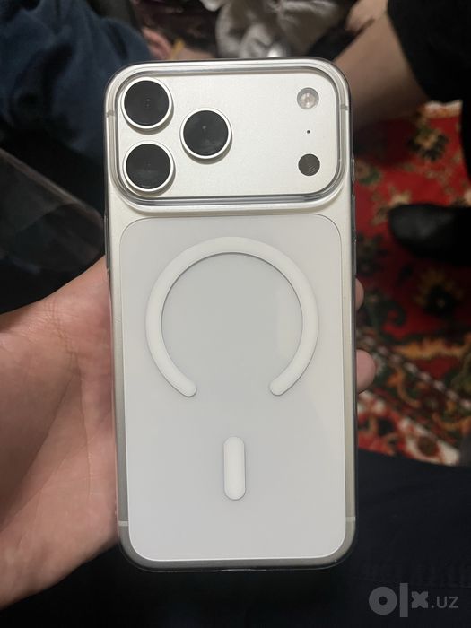 iPhone 17 pro max