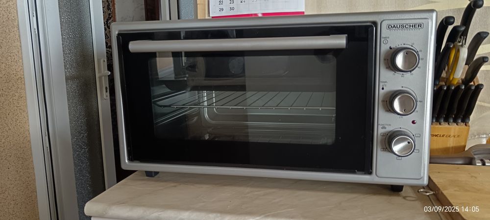 Продам электродуховку Dauscher 48 л