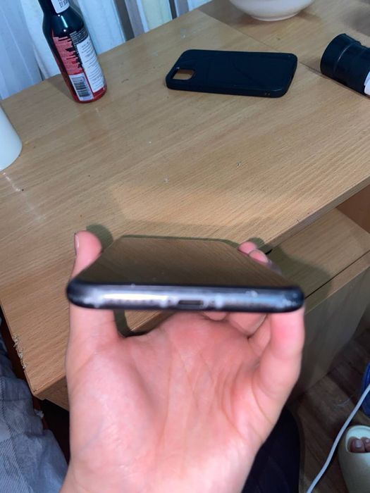 Обеняю iphone 11