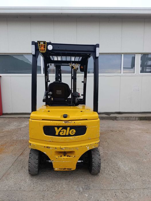 Inchiriez / vand STIVUITOR YALE ERP30VL