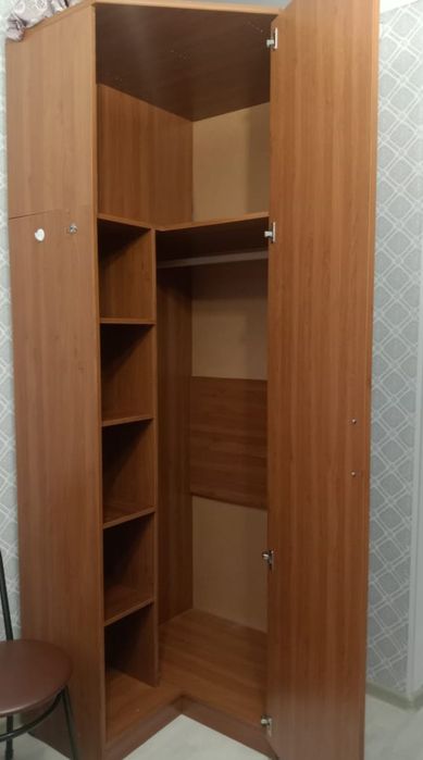 Срочно продам шкаф в хорошем состоянии