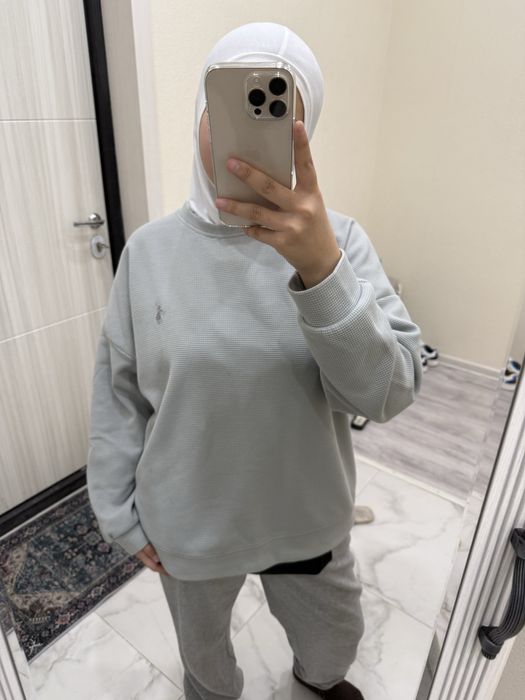 Свитшоты 2000тг ,1000 тг