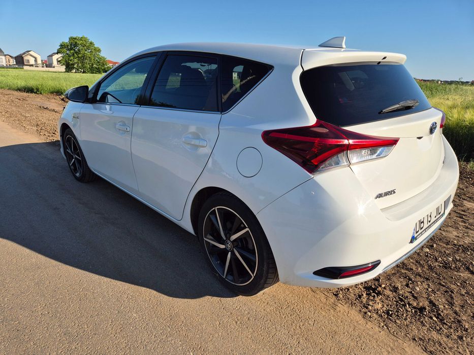 Vanzare  Toyota AURIS