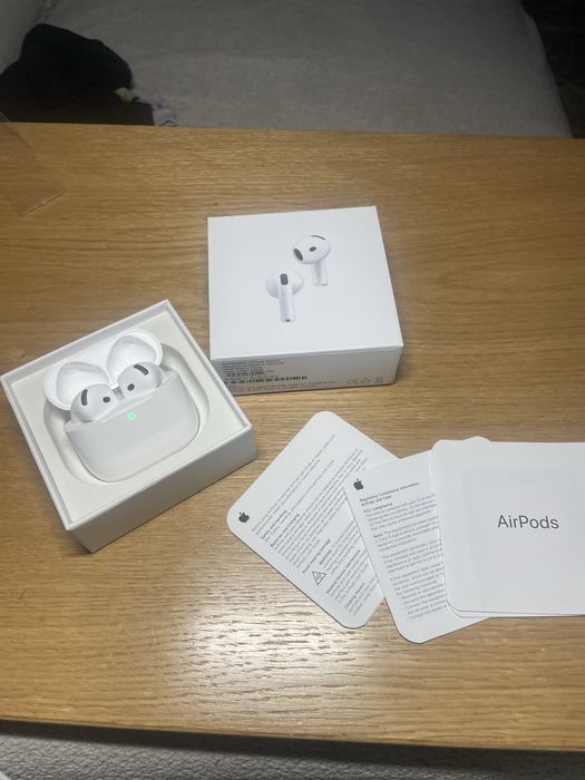 Vand airpods 4 noi