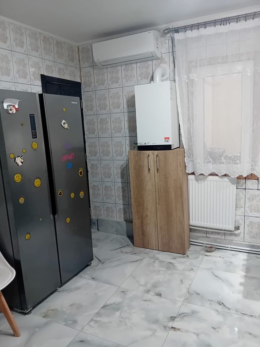 Închiriez apartament 2 camere