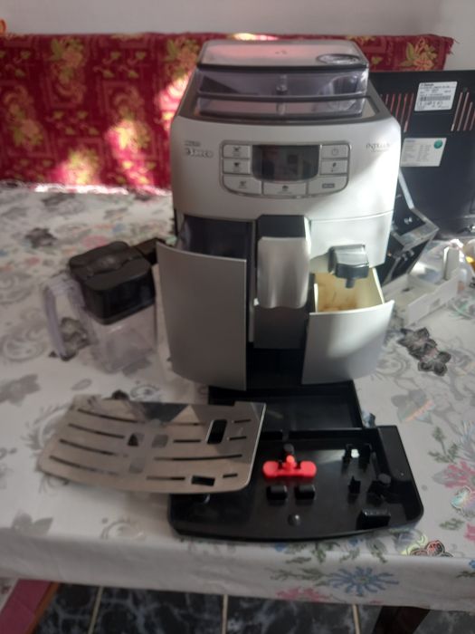 Philips/Saeco INTELIA ONE touch cappuccino