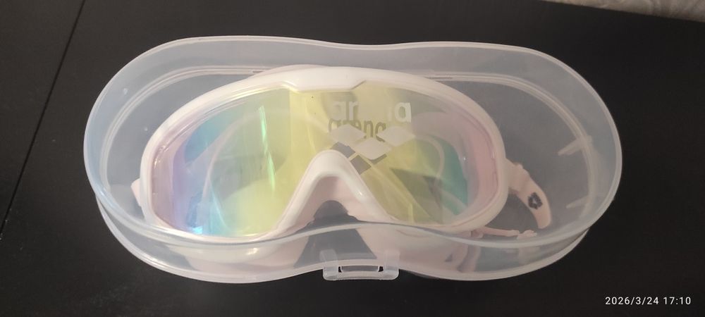 Маска. Очки для плавания.