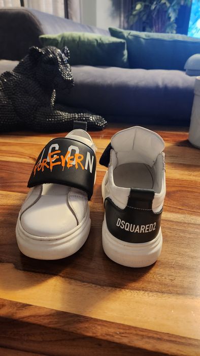 Pantofi dsquared nr 34