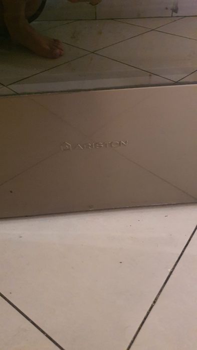 Фурна за вграждане Ariston