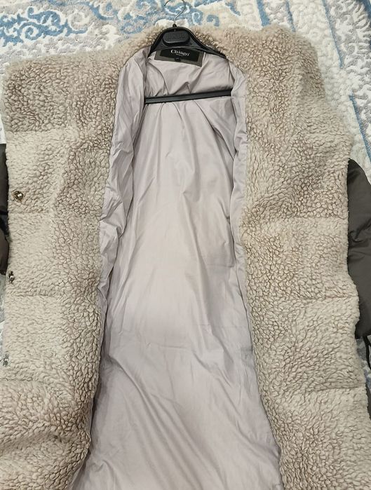 Продам пуховик-куртку