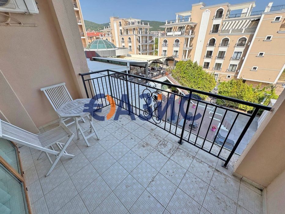 Продава се Едностаен апартамент в Свети Влас - 47 кв.м за 1256 €/кв.м - Снимка #10