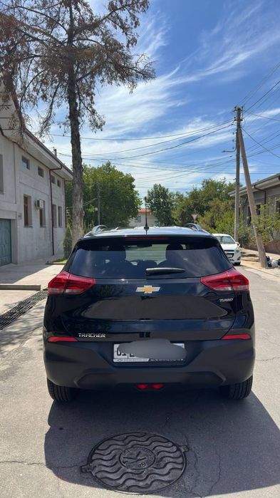 Tracker 2 Ls Qora