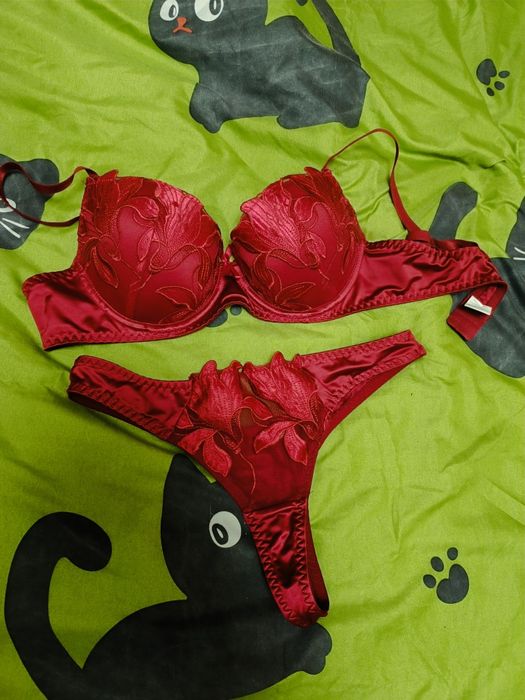 Set lenjerie intima marime M noua