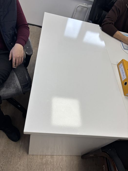 Продам парты и столы