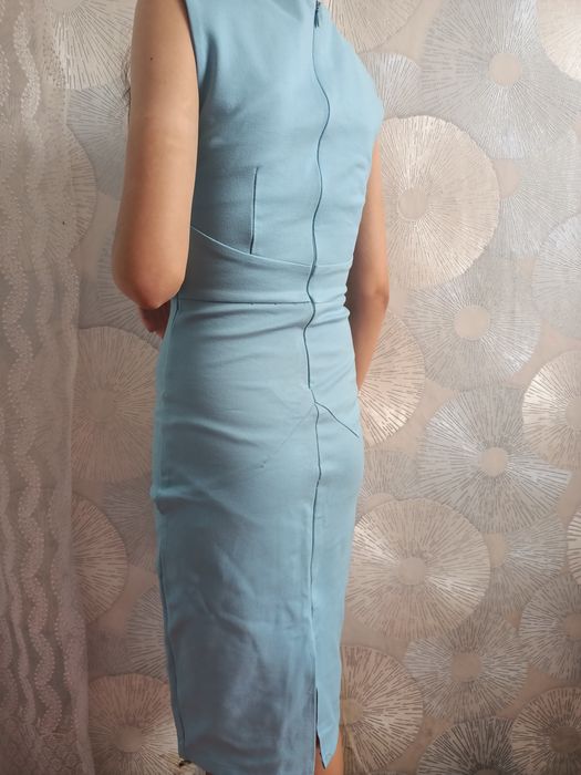 Все платья по 2000 тг