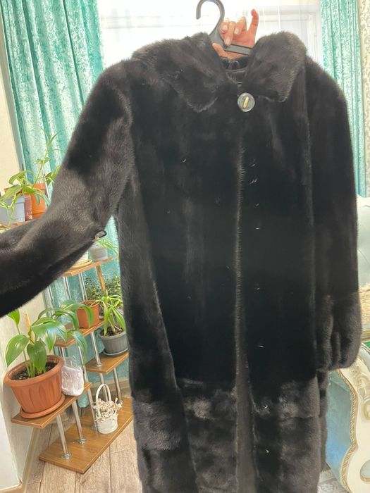 Продается Шуба норковая