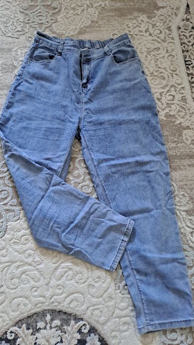 Продам женскую одежду