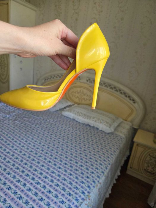 Туфли новые летние.