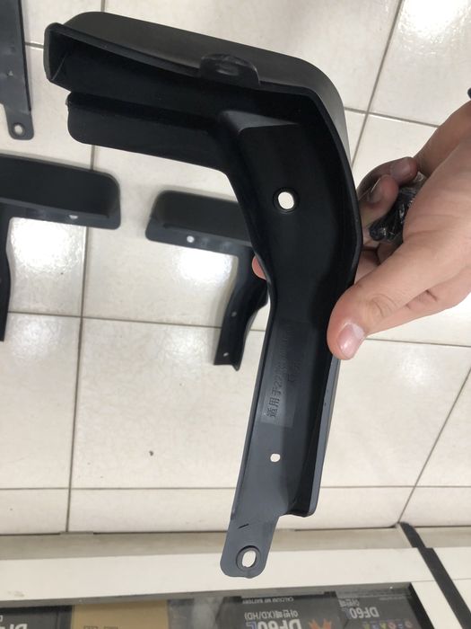 Honda Crider Brezgavik