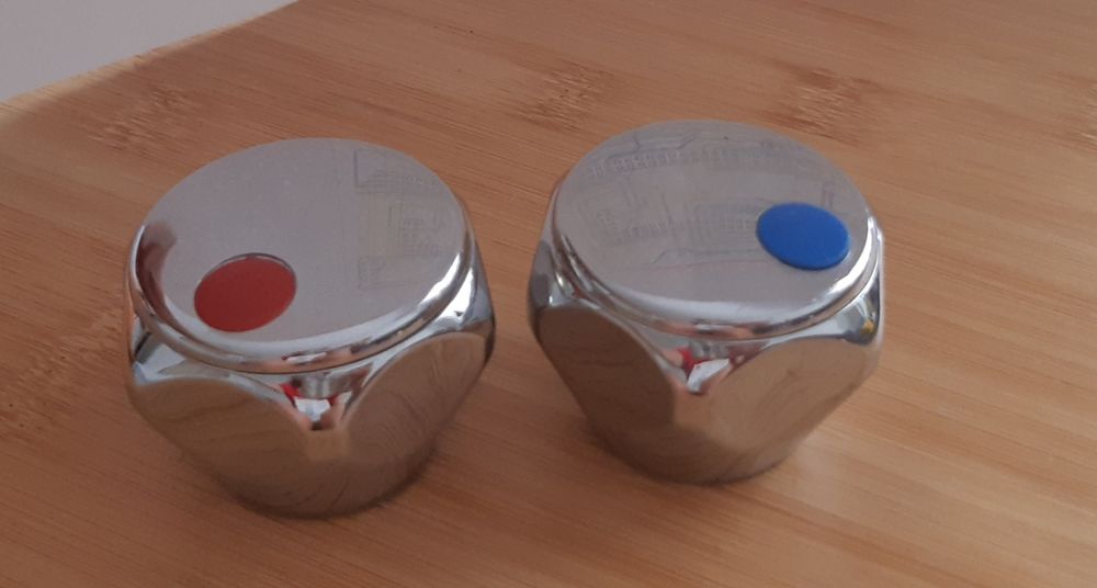 Глава за смесителна батерия 1/2" с пластмасова / метална ръкохватка